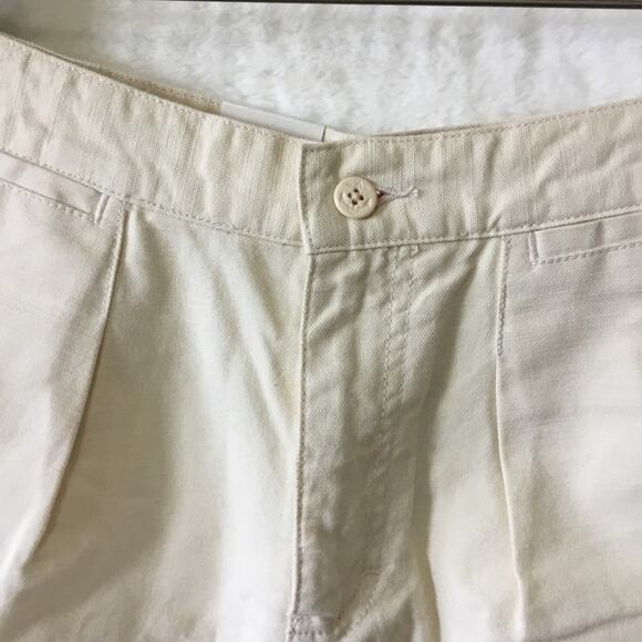 Tommy Hilfiger Beige Classic Shorts - Picture 12 of 16